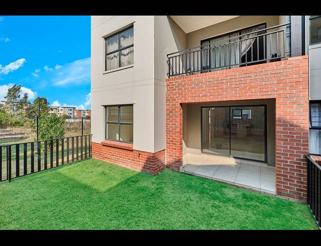 2 BEDROOM APARTMENT FOR SALE IN RANDPARK RIDGE